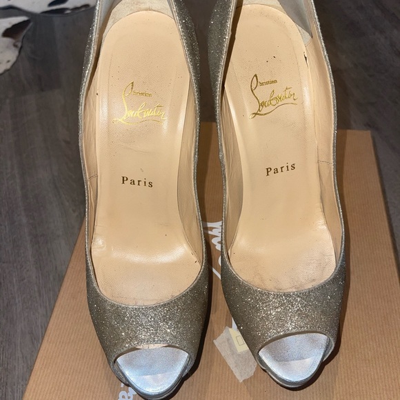 Louboutin heels - Picture 6 of 10